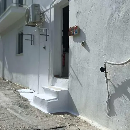 Bueno Skiathos-stad